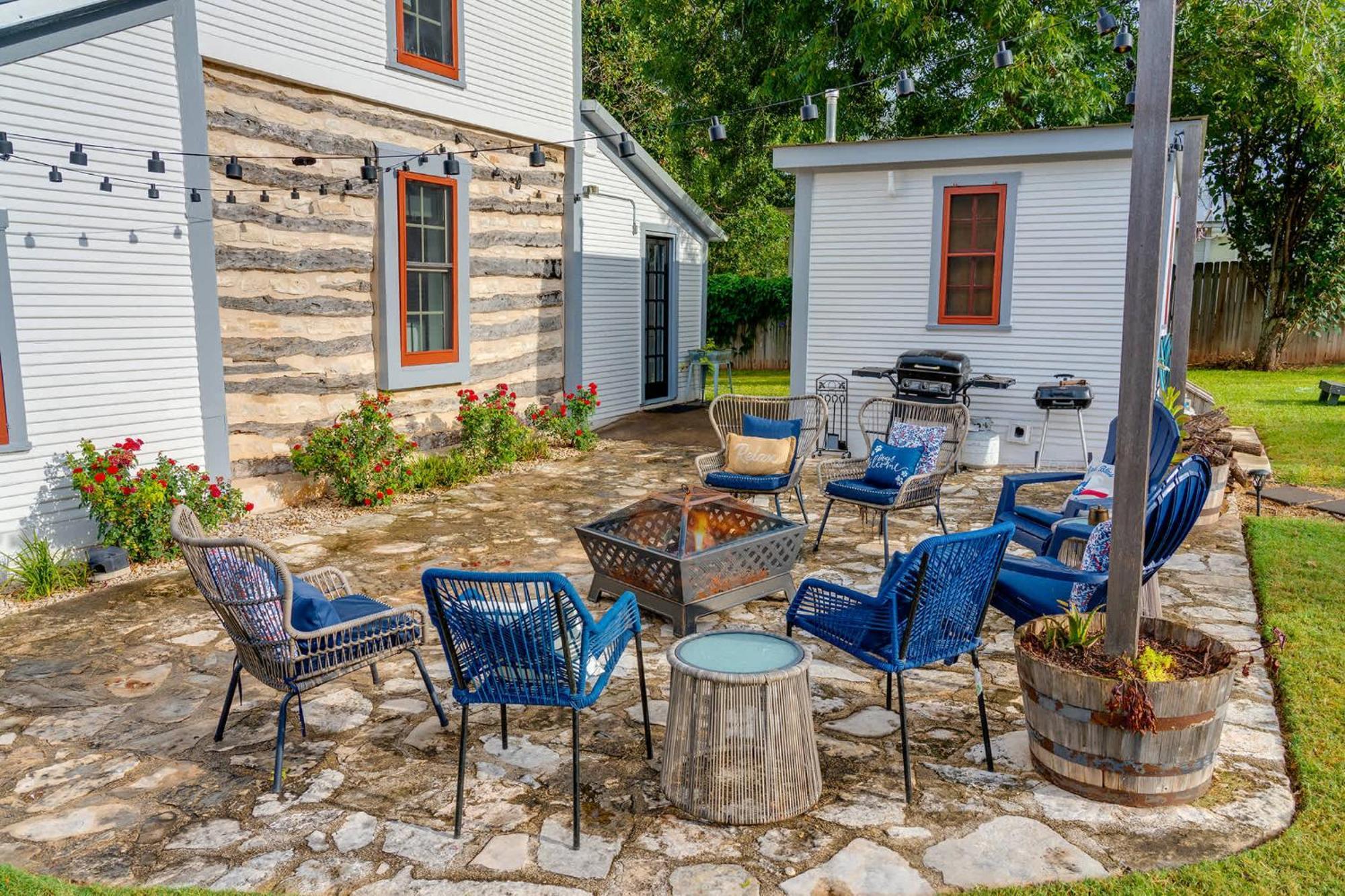 Вилла Katarina Haus - Hot Tub & Fire Pit Фредериксберг Экстерьер фото